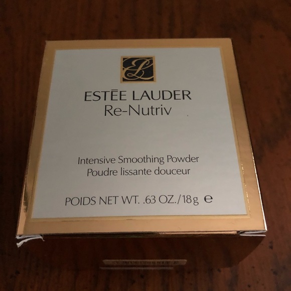 Estee Lauder Other - Ester Lauder Re-Nutriv Intensive Smoothing Powder